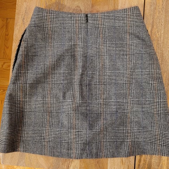 Wilfred Mini Skirt - Picture 2 of 2